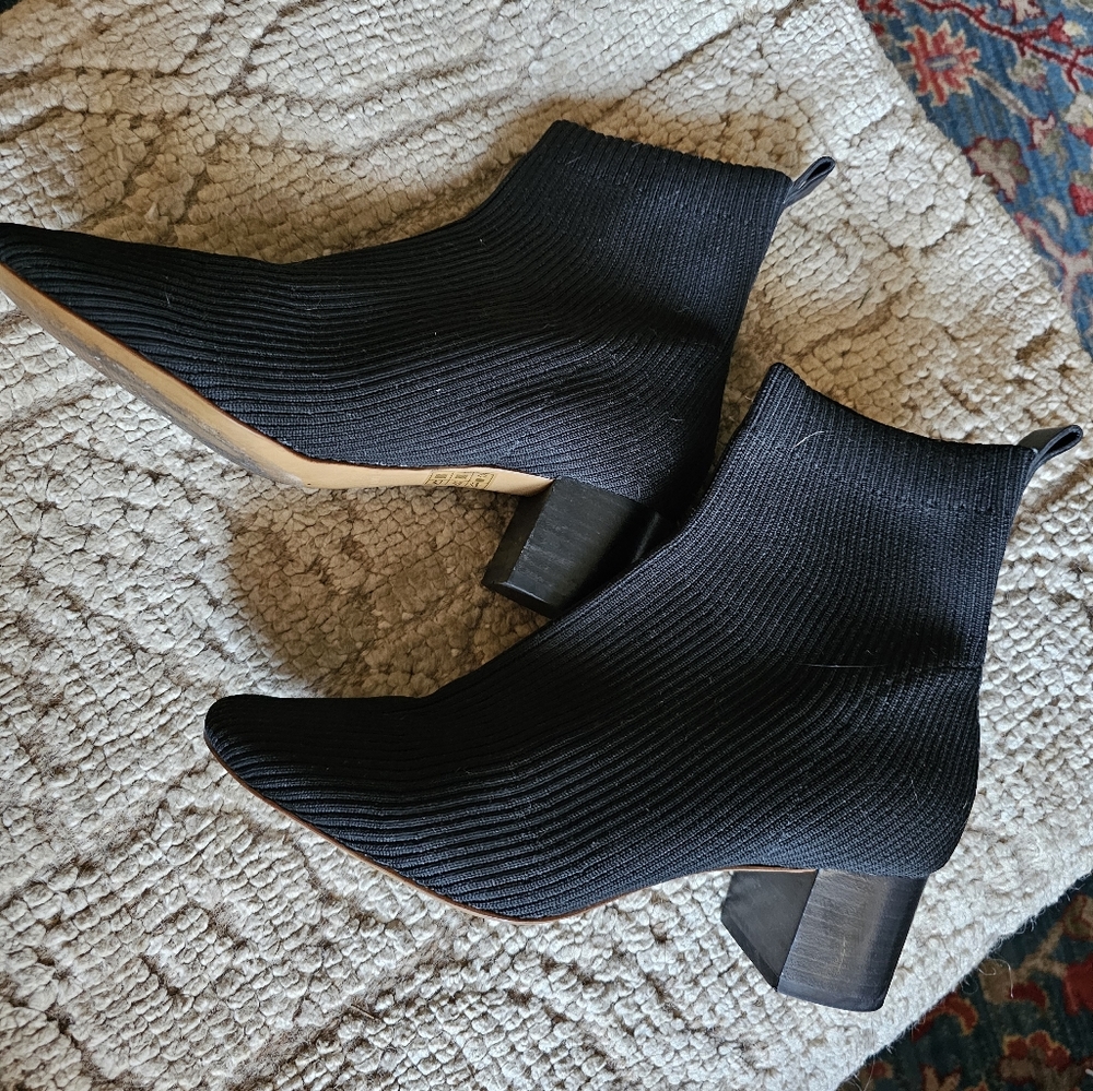 Everlane Sock Boots size 9